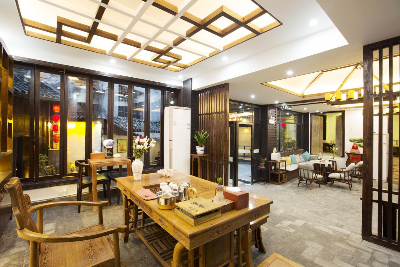 Fenghuang Poshan Inn Dış mekan fotoğraf