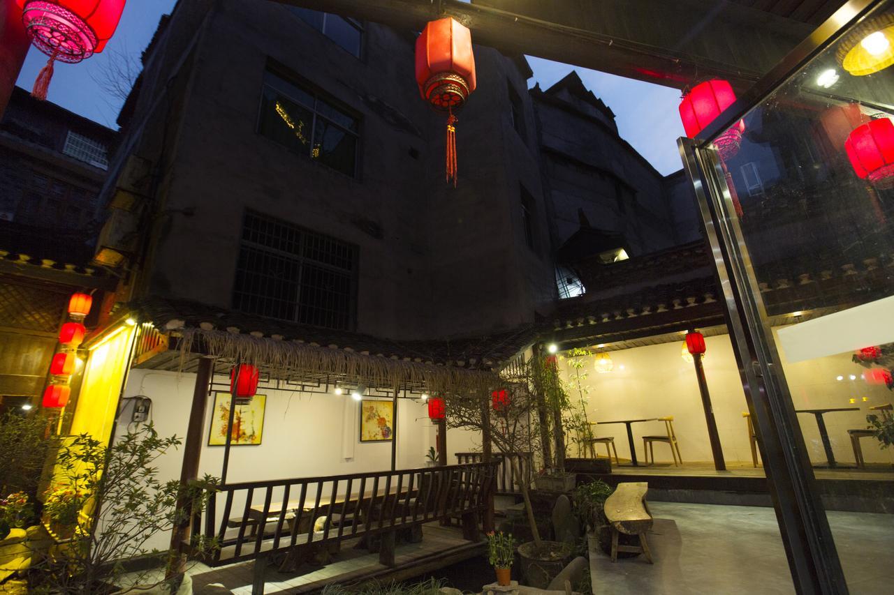 Fenghuang Poshan Inn Dış mekan fotoğraf